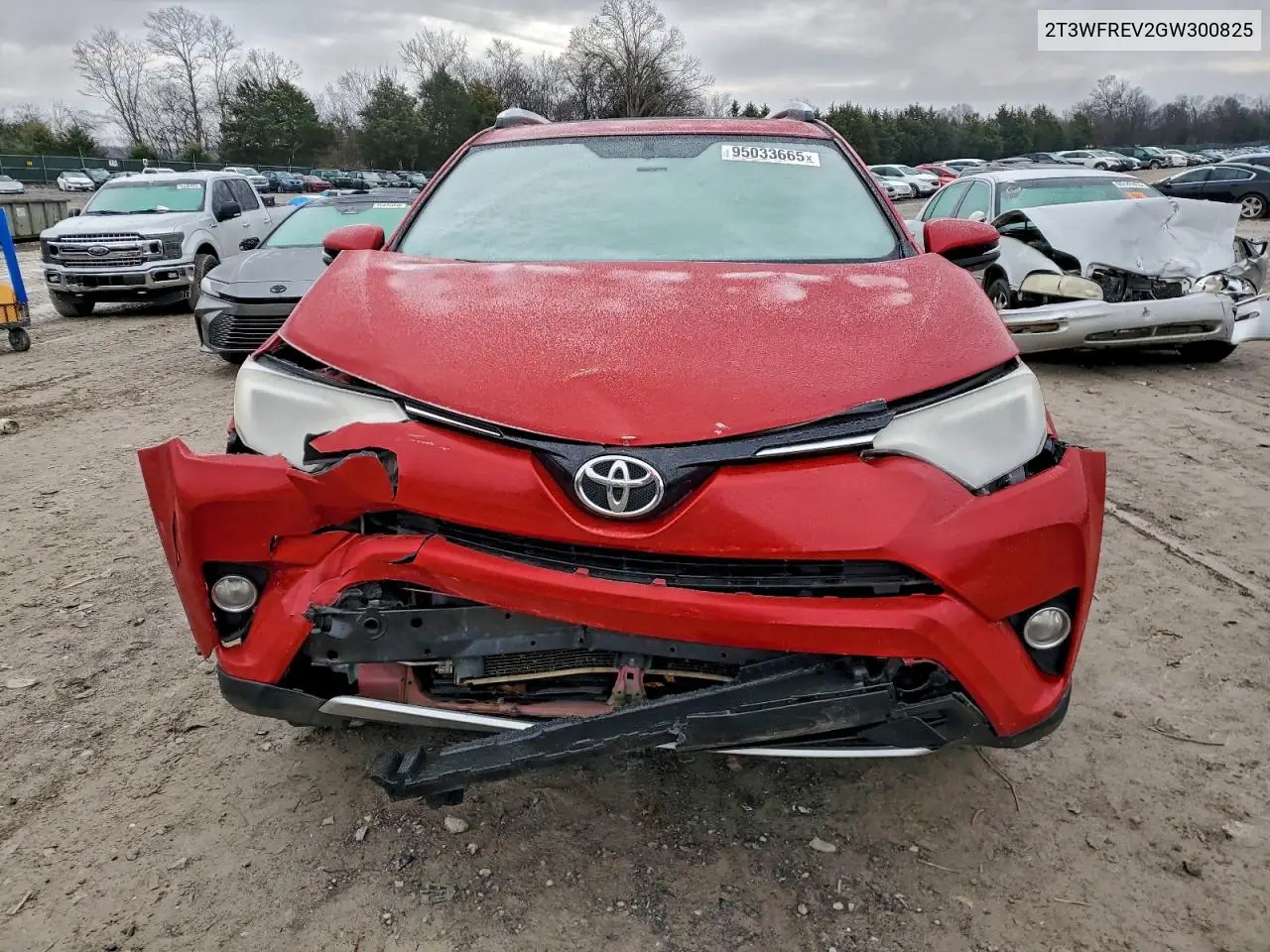 2T3WFREV2GW300825 2016 Toyota Rav4 Xle
