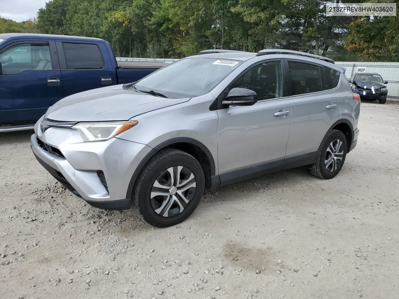 2T3ZFREV8HW403620 2017 Toyota Rav4 Le