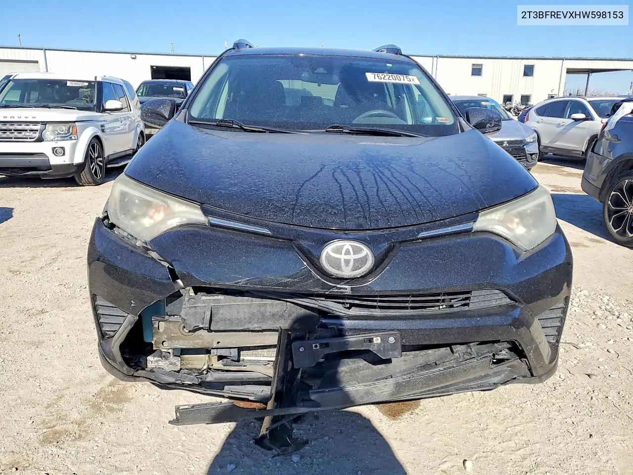 2T3BFREVXHW598153 2017 Toyota Rav4 Le
