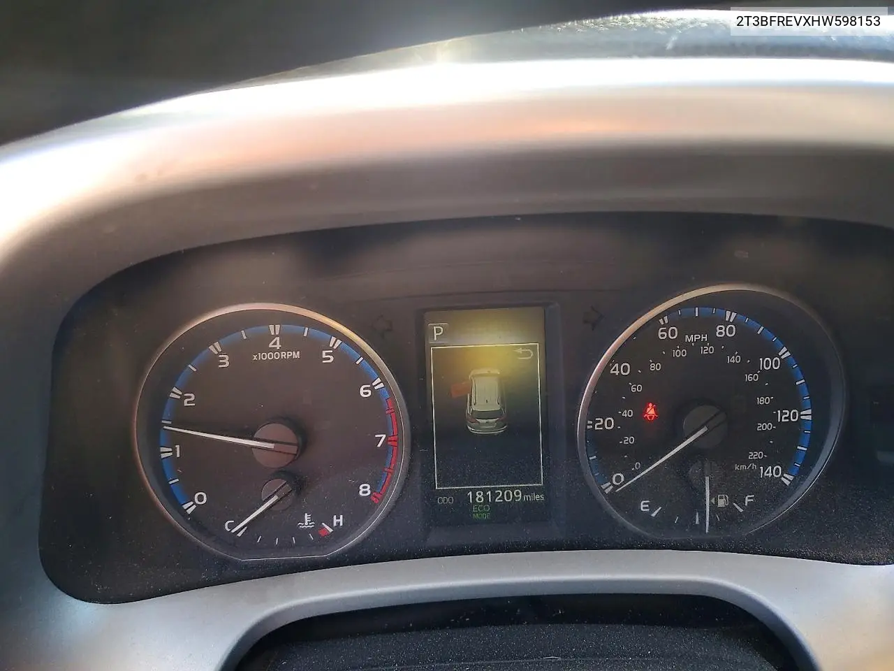 2T3BFREVXHW598153 2017 Toyota Rav4 Le