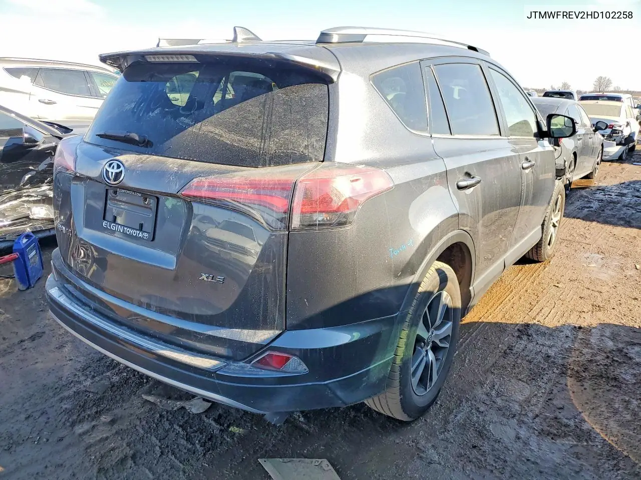 JTMWFREV2HD102258 2017 Toyota Rav4 Xle
