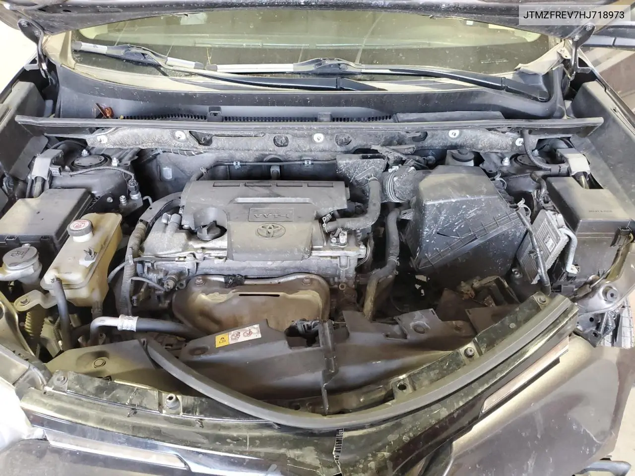 JTMZFREV7HJ718973 2017 Toyota Rav4 Le