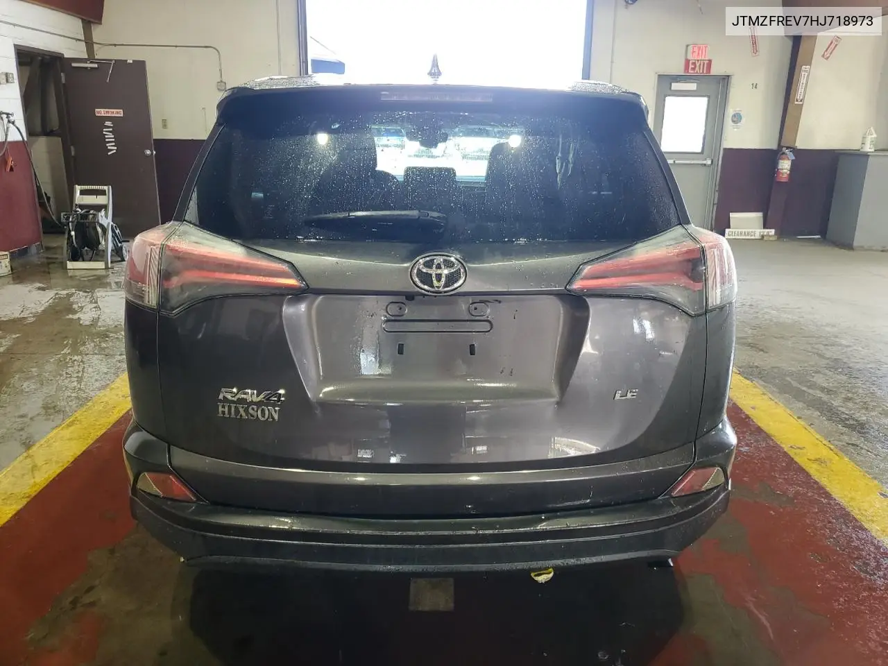 JTMZFREV7HJ718973 2017 Toyota Rav4 Le