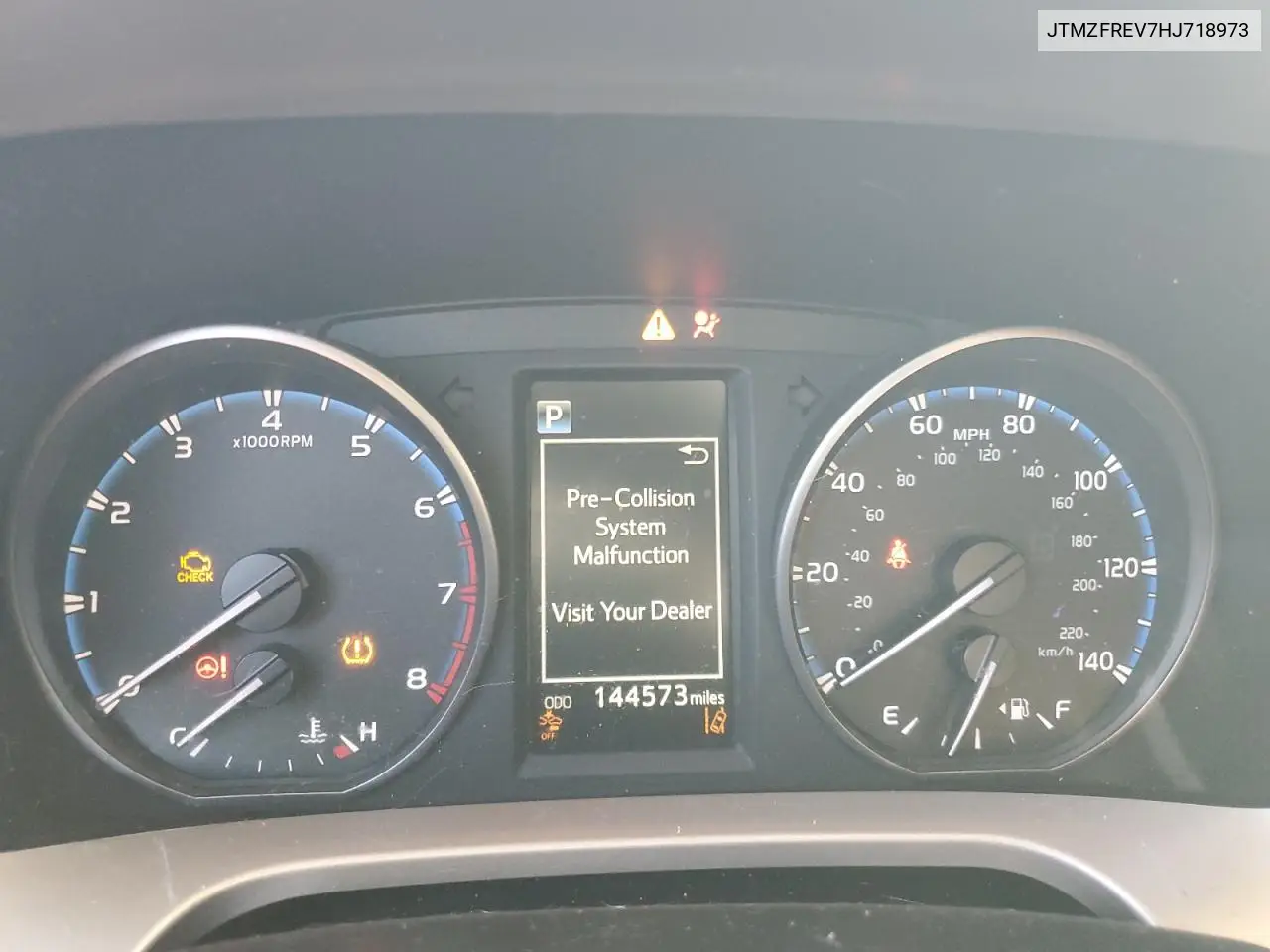 JTMZFREV7HJ718973 2017 Toyota Rav4 Le