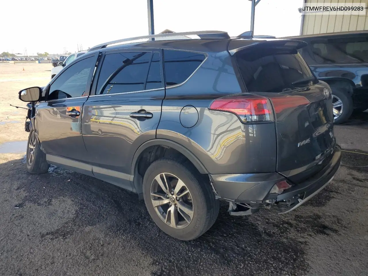 JTMWFREV6HD099283 2017 Toyota Rav4 Xle