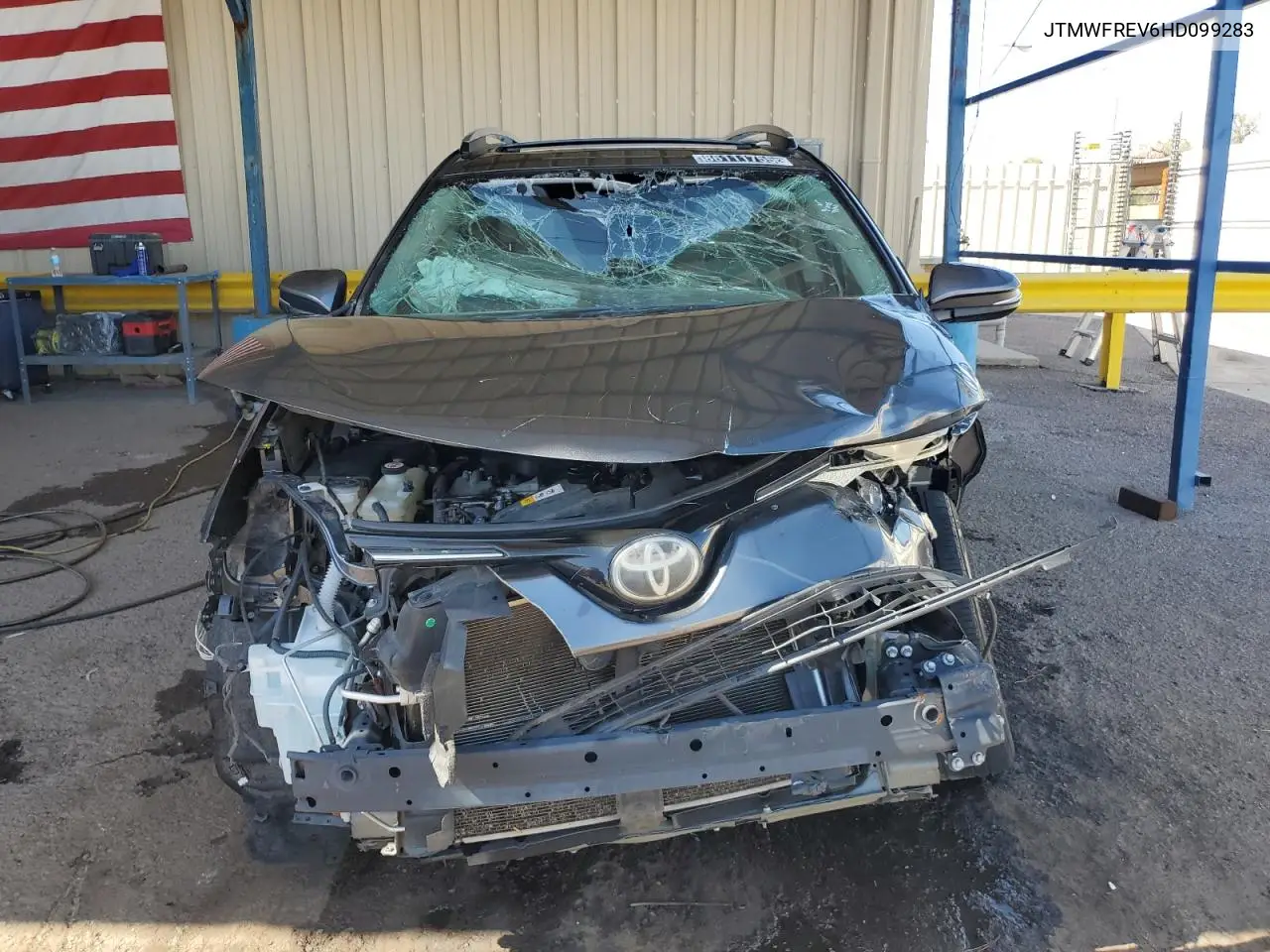 JTMWFREV6HD099283 2017 Toyota Rav4 Xle