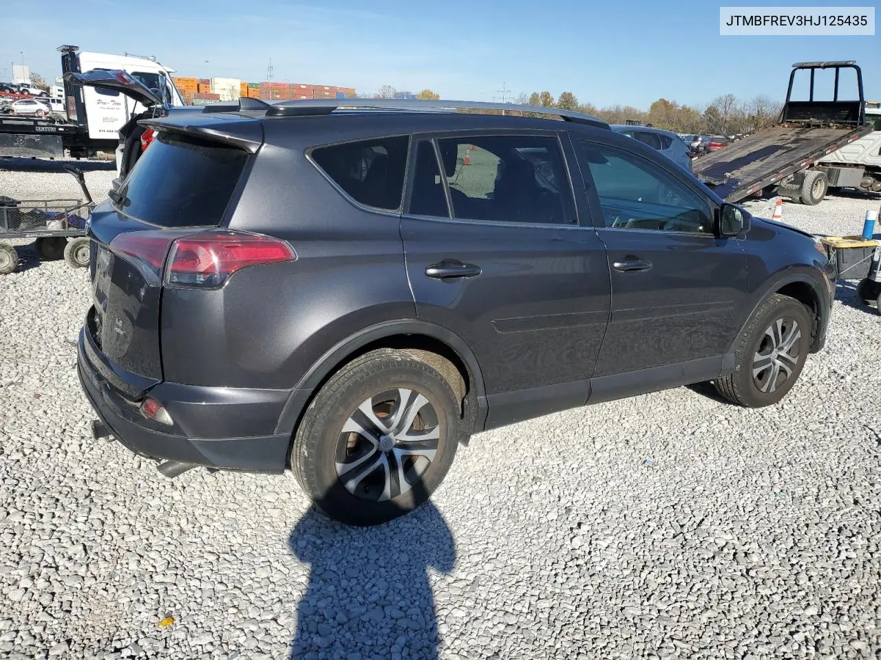 JTMBFREV3HJ125435 2017 Toyota Rav4 Le
