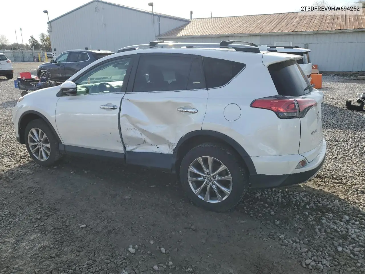 2T3DFREV9HW694252 2017 Toyota Rav4 Limited