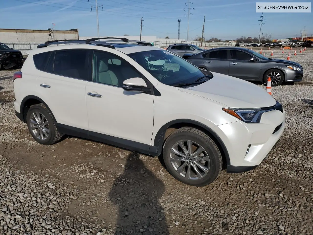 2T3DFREV9HW694252 2017 Toyota Rav4 Limited