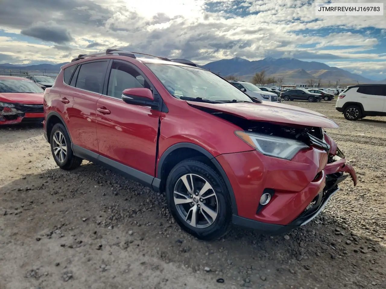 JTMRFREV6HJ169783 2017 Toyota Rav4 Xle