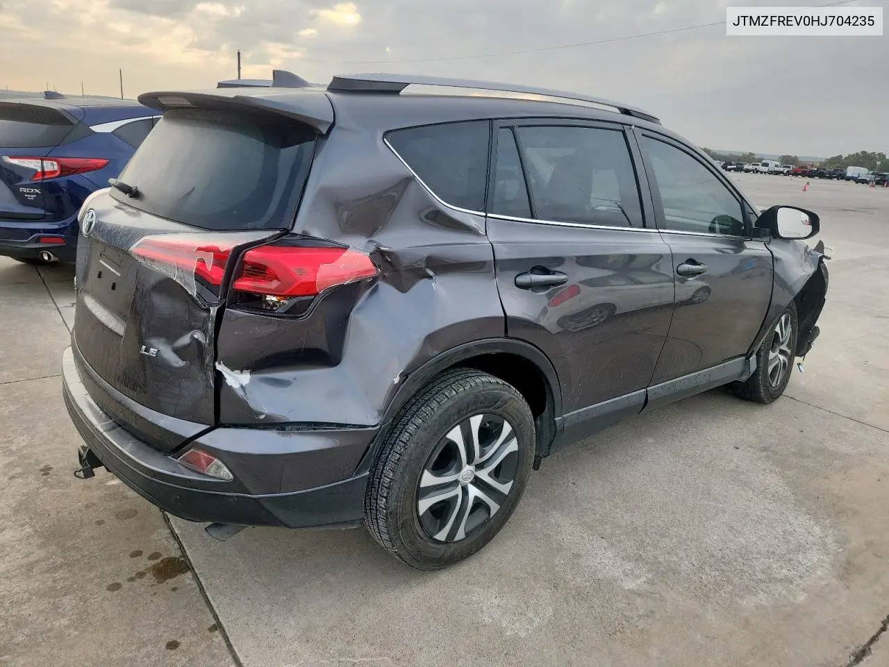 JTMZFREV0HJ704235 2017 Toyota Rav4 Le