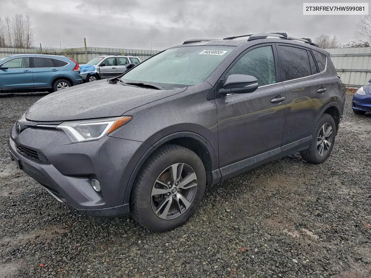 2T3RFREV7HW599081 2017 Toyota Rav4 Xle