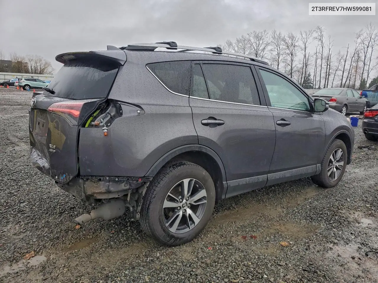 2T3RFREV7HW599081 2017 Toyota Rav4 Xle