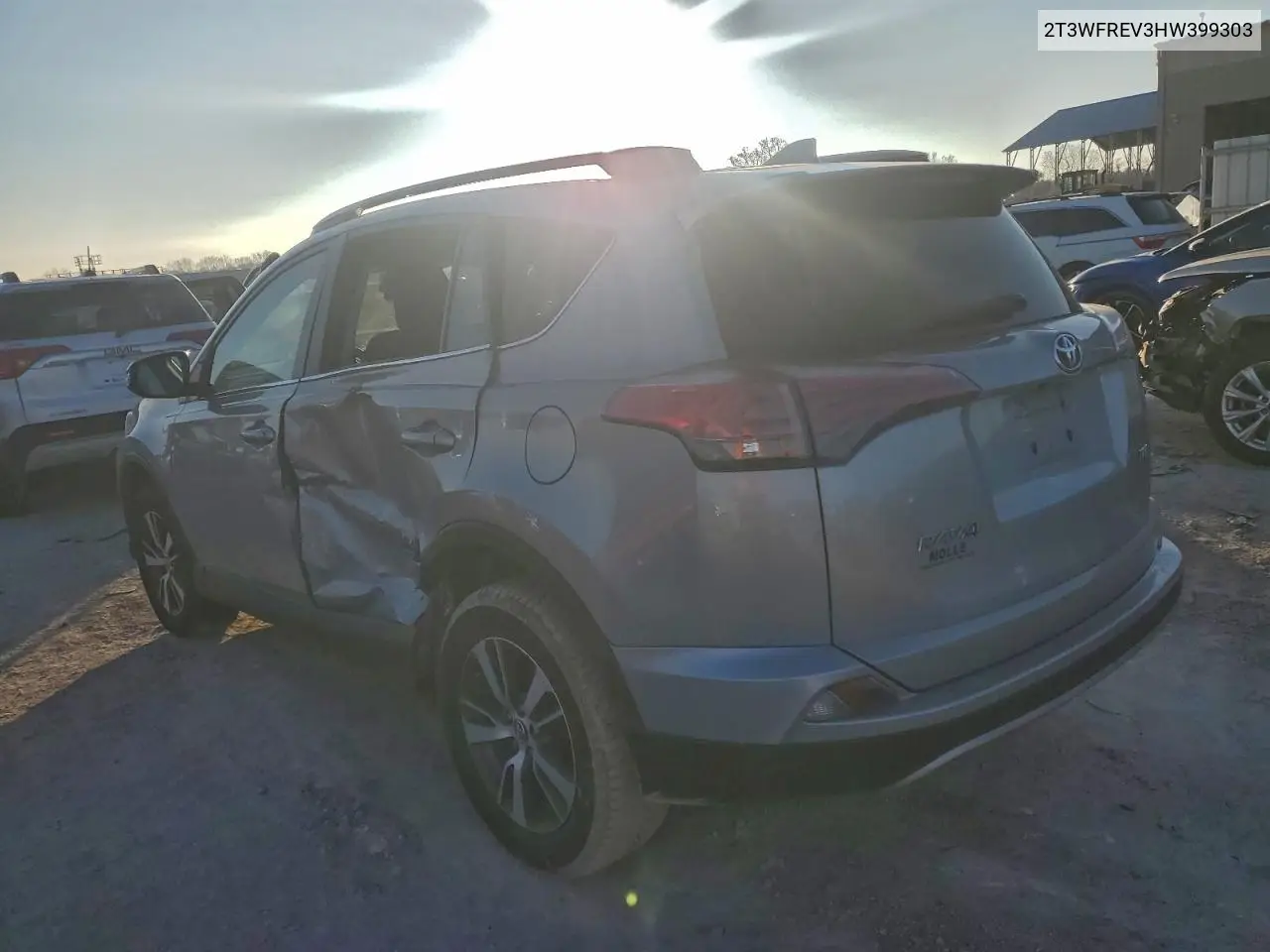 2T3WFREV3HW399303 2017 Toyota Rav4 Xle
