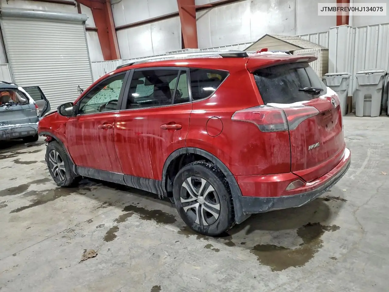 JTMBFREV0HJ134075 2017 Toyota Rav4 Le