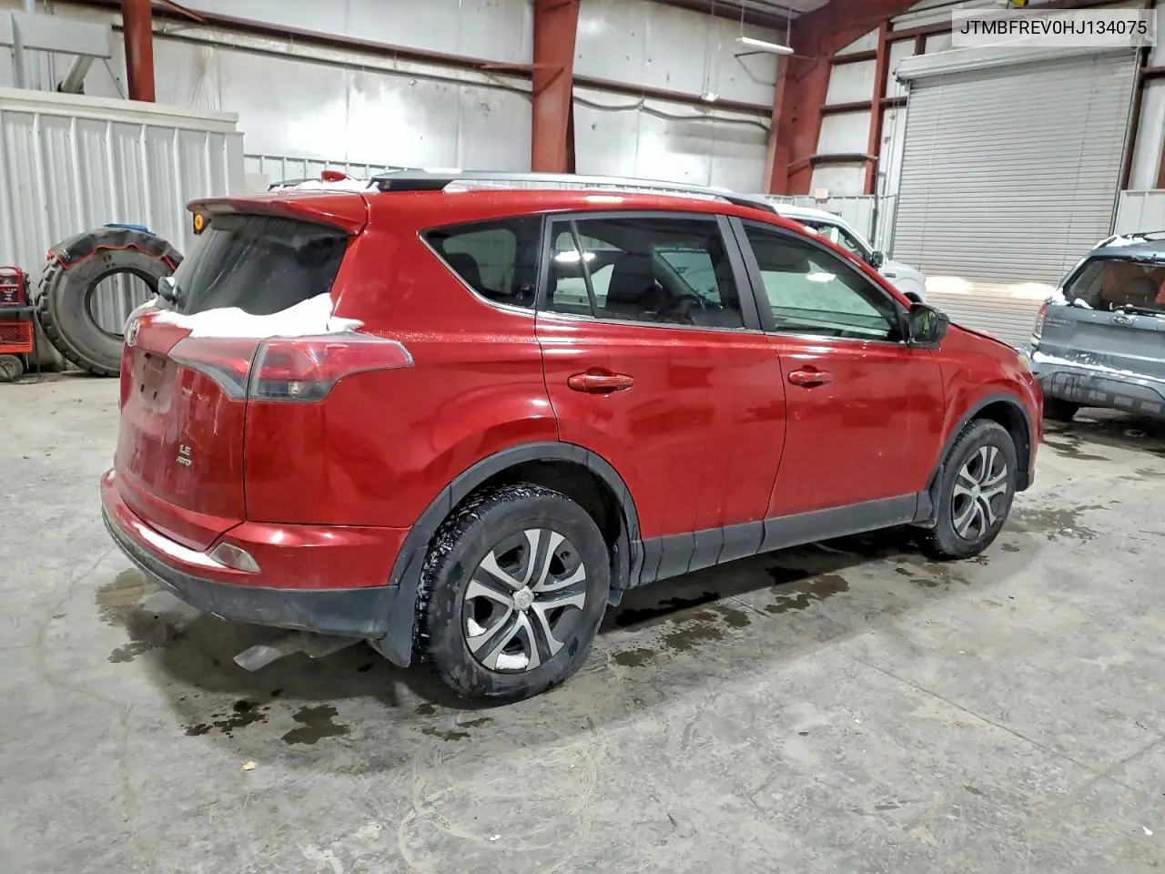 JTMBFREV0HJ134075 2017 Toyota Rav4 Le