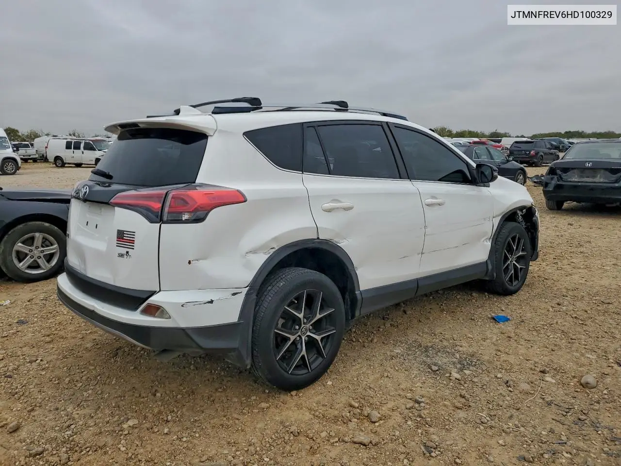 JTMNFREV6HD100329 2017 Toyota Rav4 Se