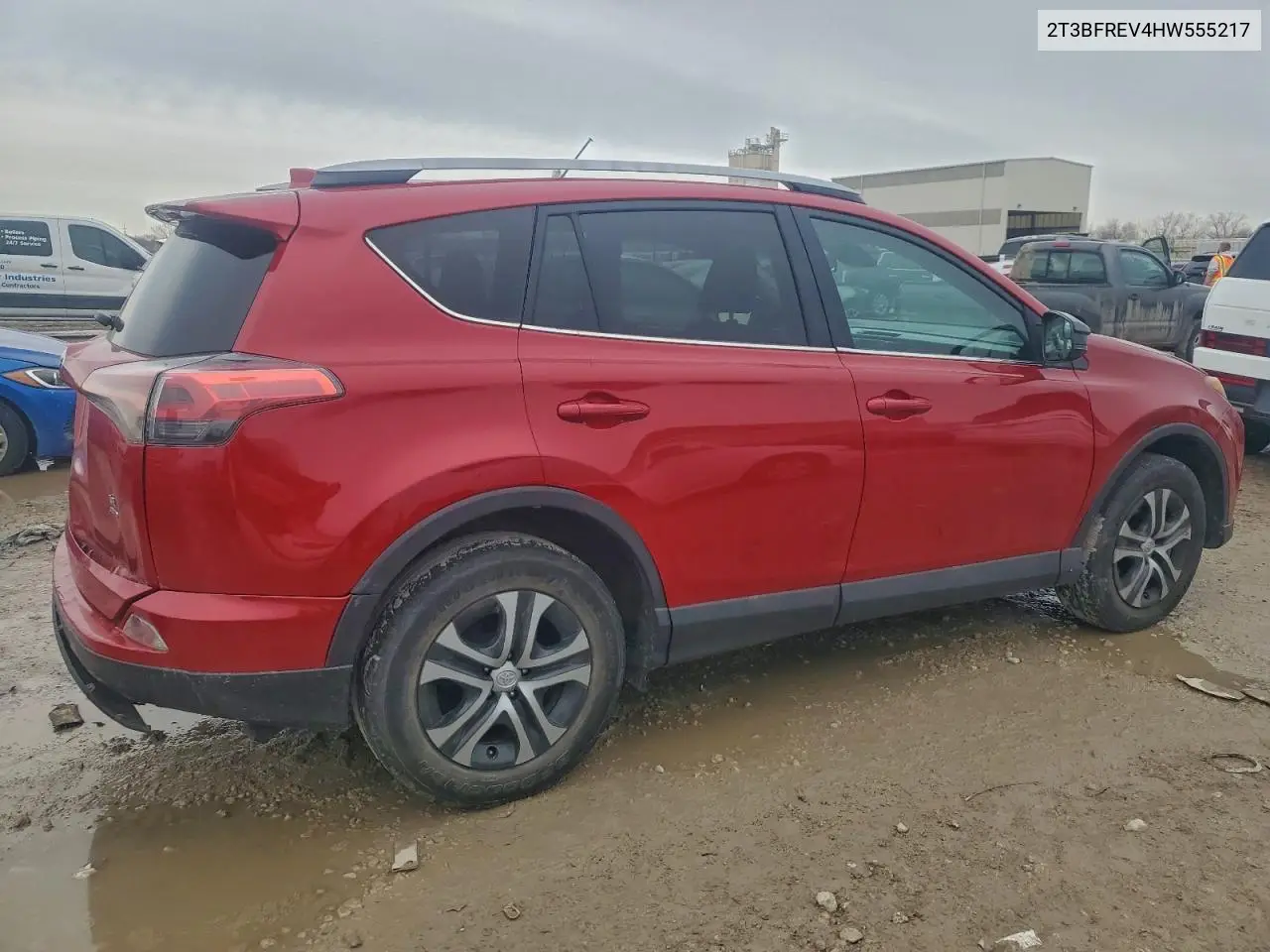 2T3BFREV4HW555217 2017 Toyota Rav4 Le