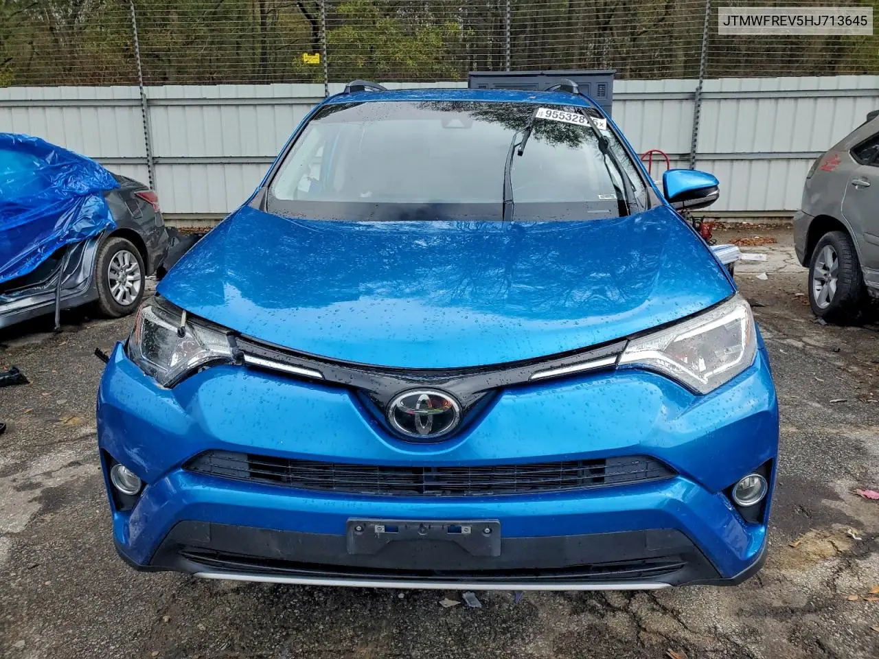 JTMWFREV5HJ713645 2017 Toyota Rav4 Xle
