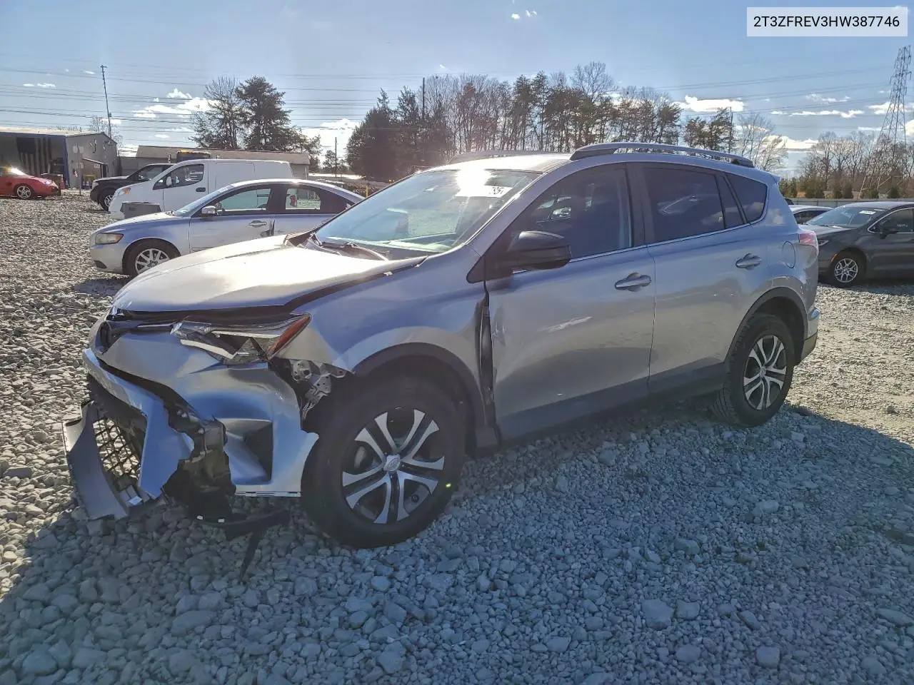 2T3ZFREV3HW387746 2017 Toyota Rav4 Le