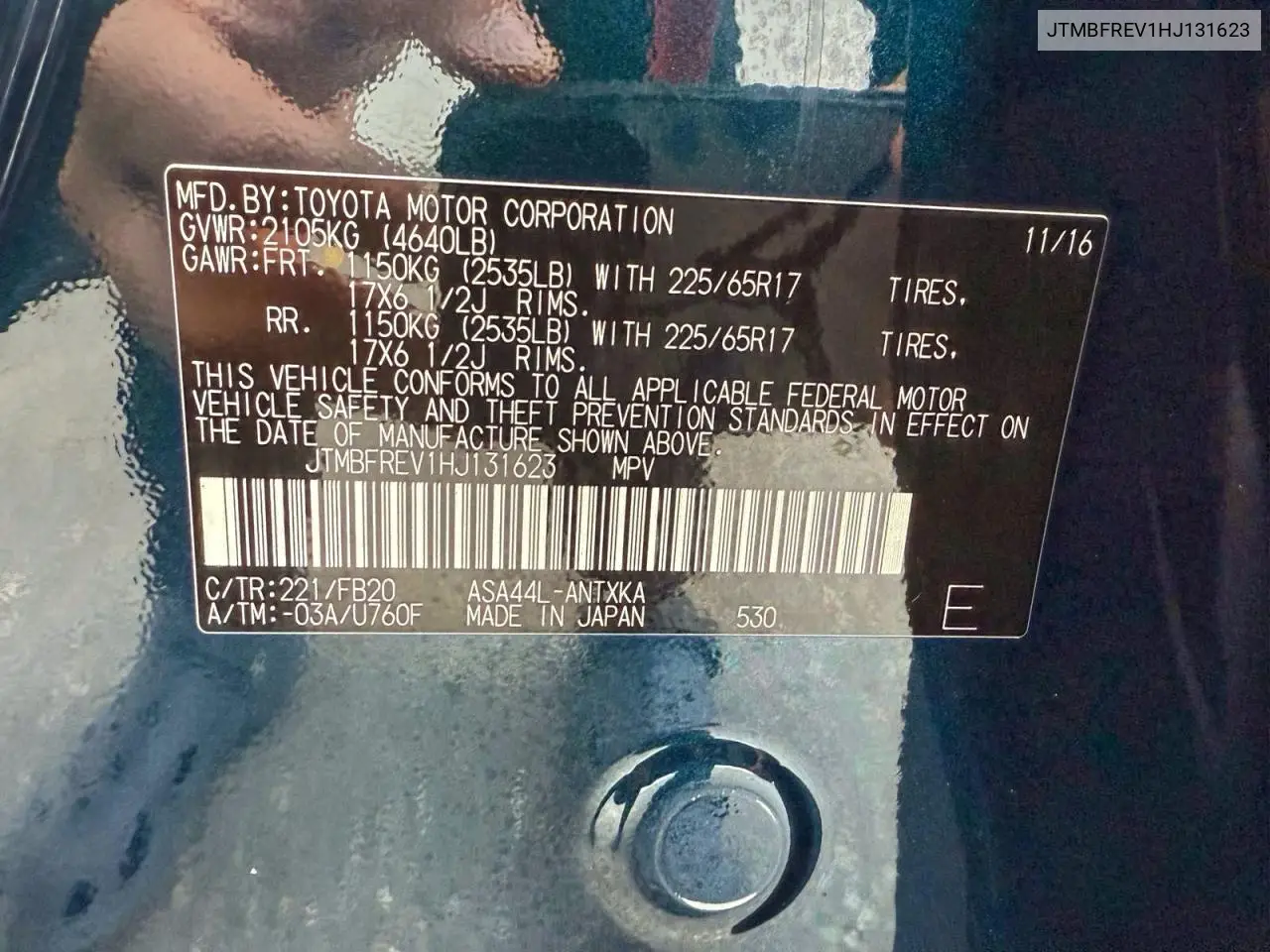 JTMBFREV1HJ131623 2017 Toyota Rav4 Le