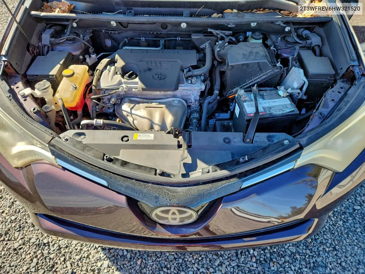 2T3WFREV6HW321520 2017 Toyota Rav4 Xle