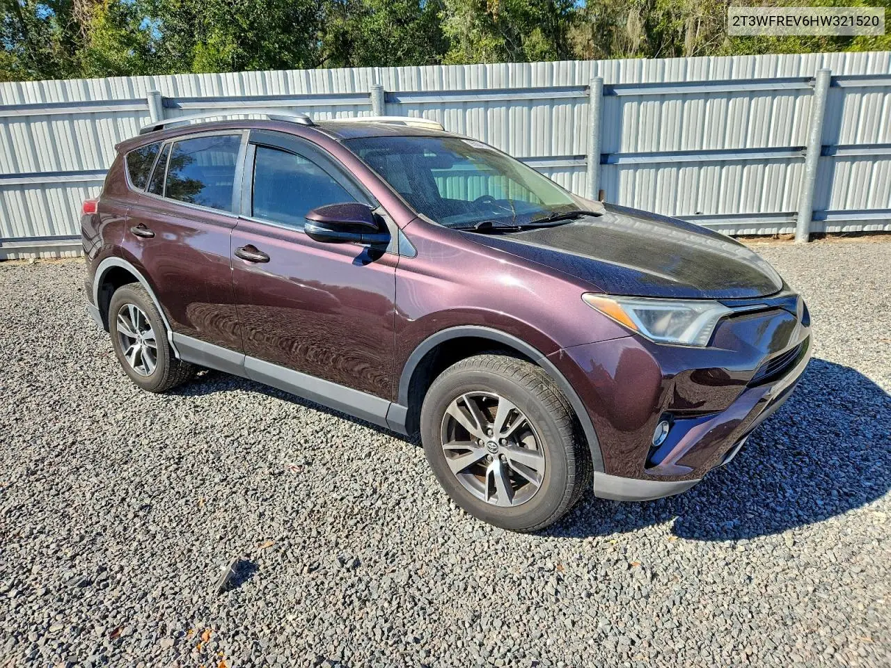 2T3WFREV6HW321520 2017 Toyota Rav4 Xle