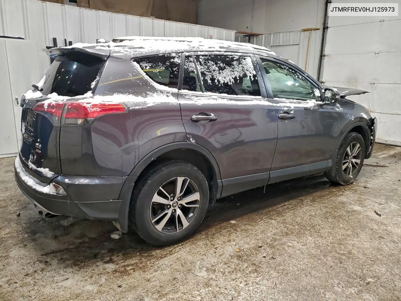 JTMRFREV0HJ125973 2017 Toyota Rav4 Xle