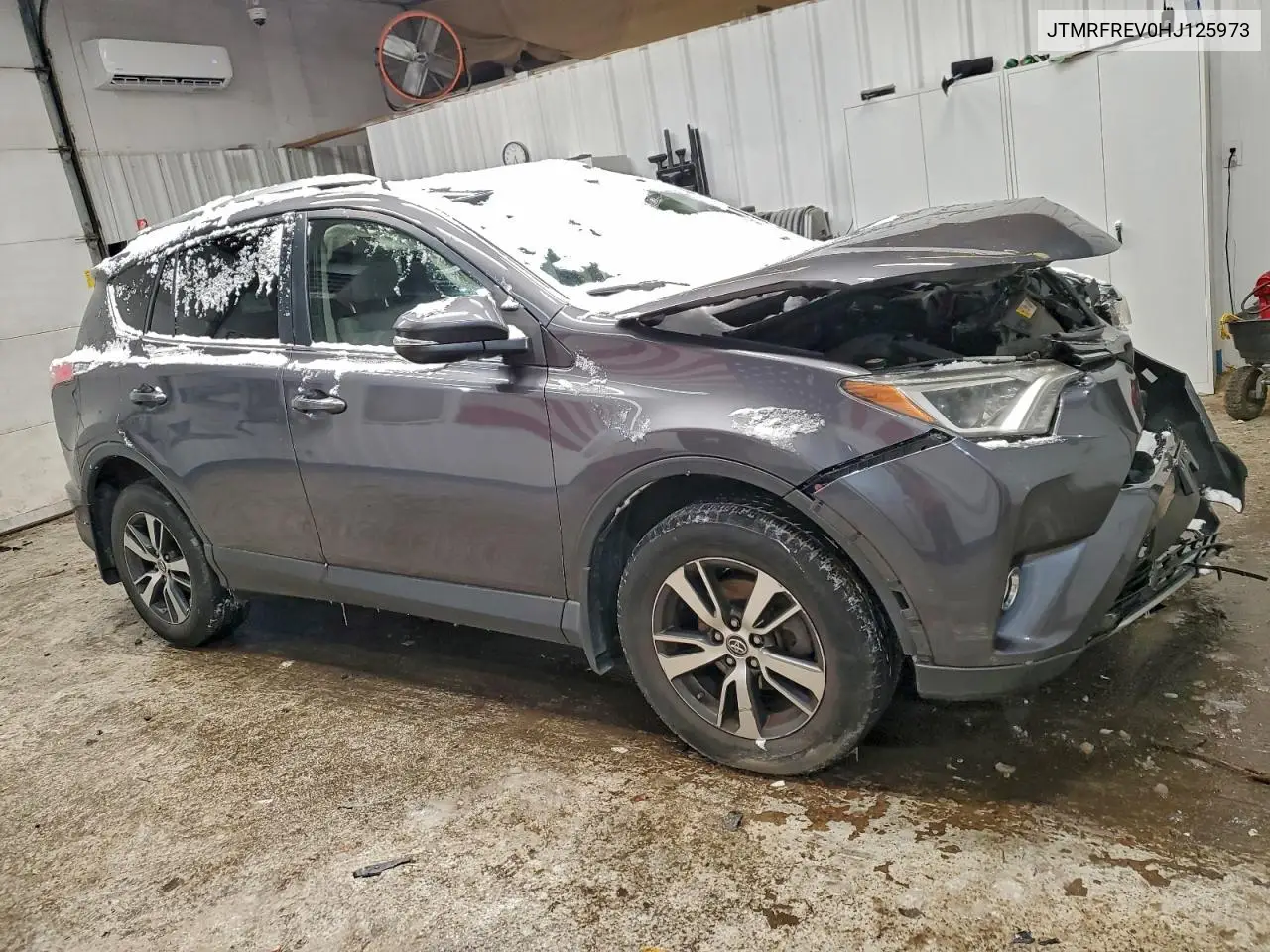 JTMRFREV0HJ125973 2017 Toyota Rav4 Xle