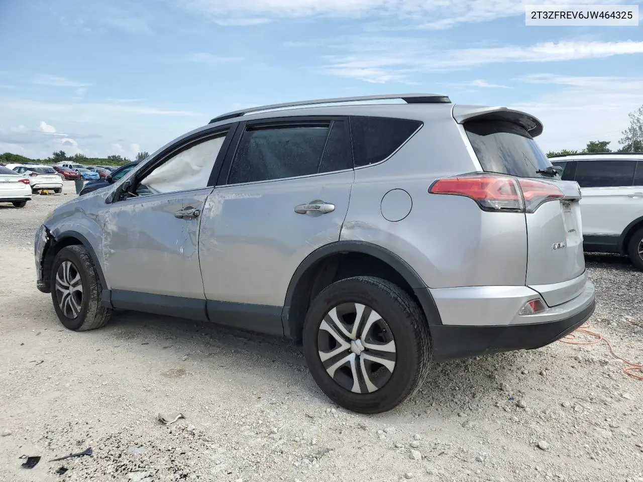 2T3ZFREV6JW464325 2018 Toyota Rav4 Le