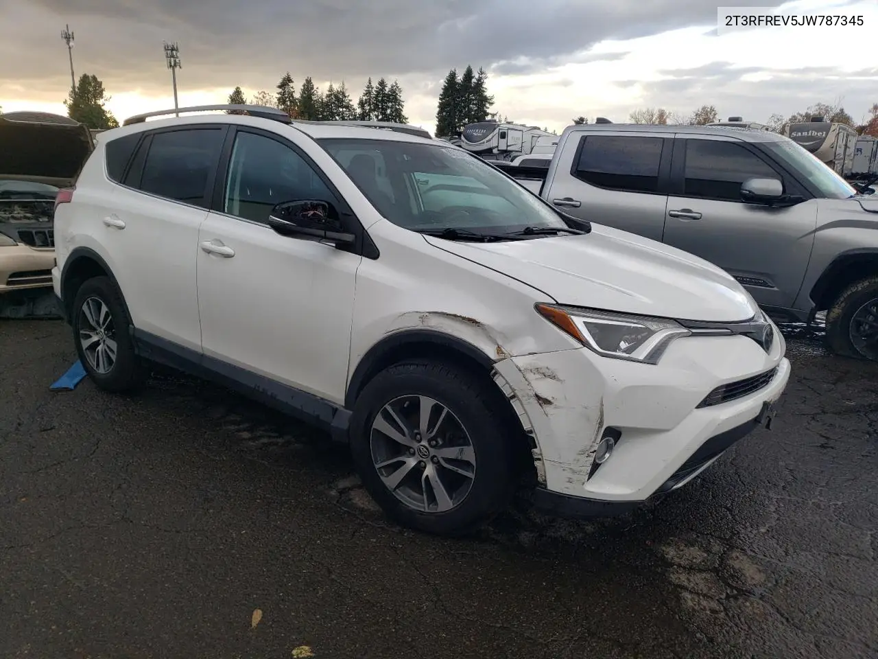 2T3RFREV5JW787345 2018 Toyota Rav4 Adventure