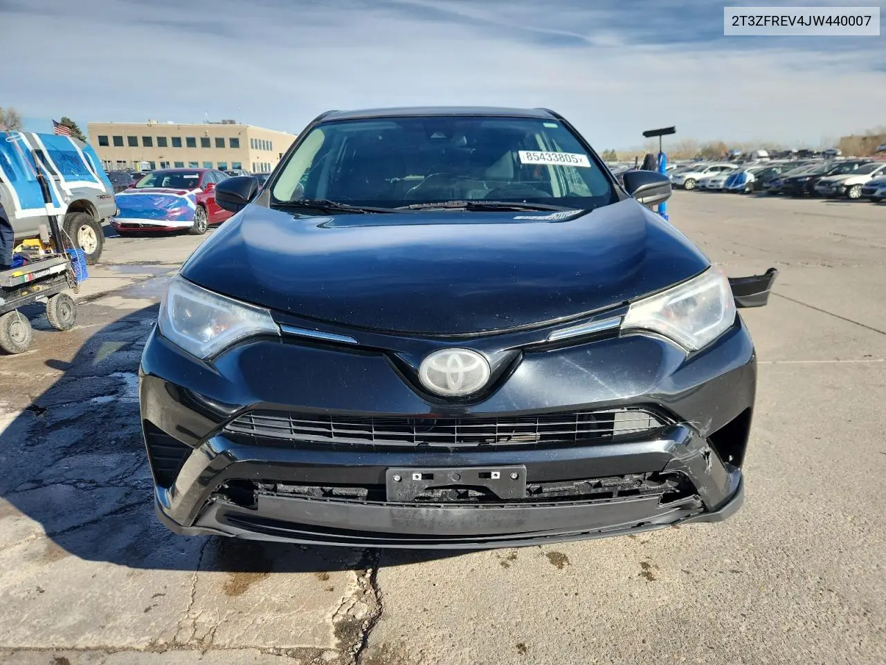 2T3ZFREV4JW440007 2018 Toyota Rav4 Le