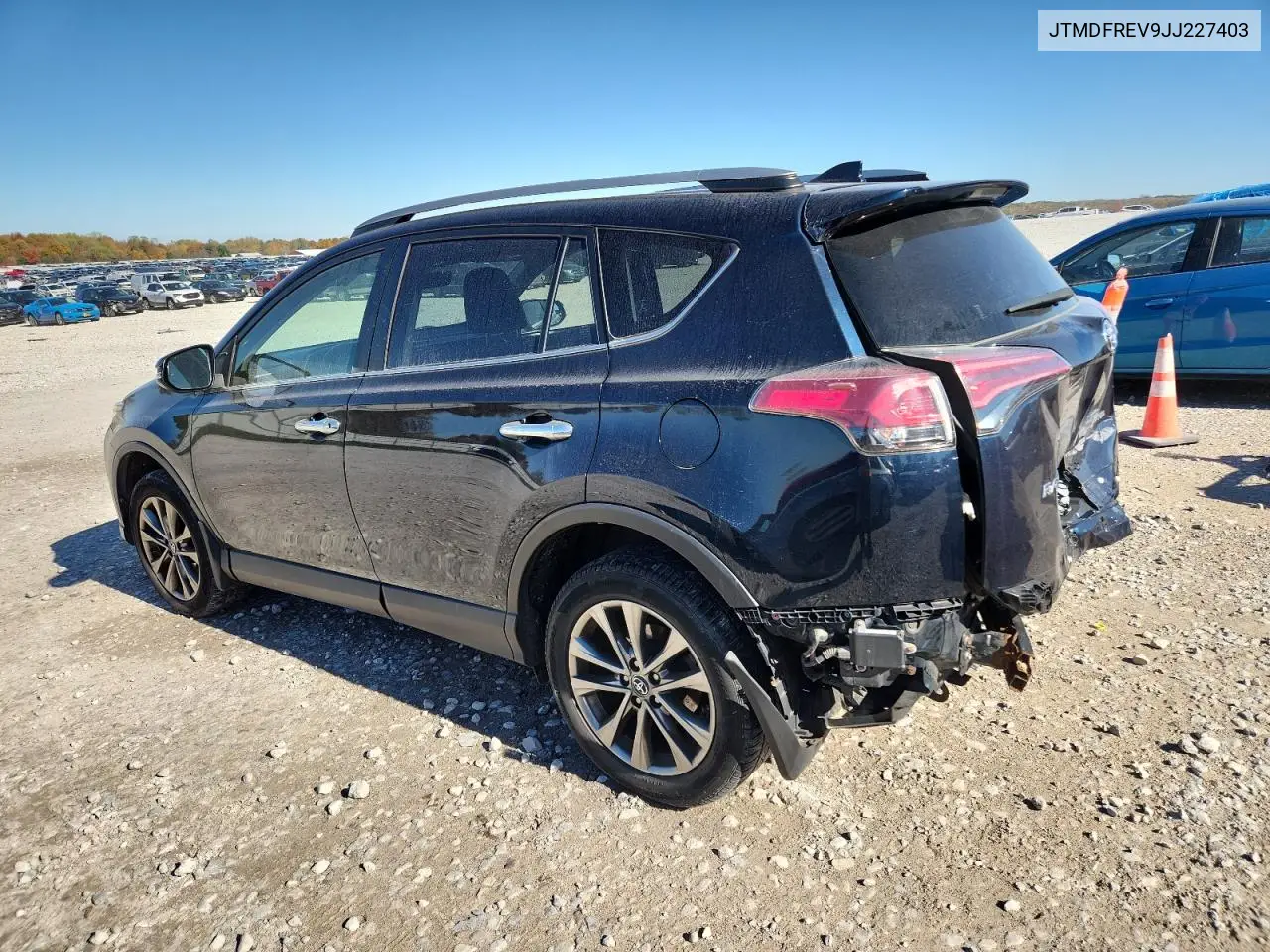JTMDFREV9JJ227403 2018 Toyota Rav4 Limited