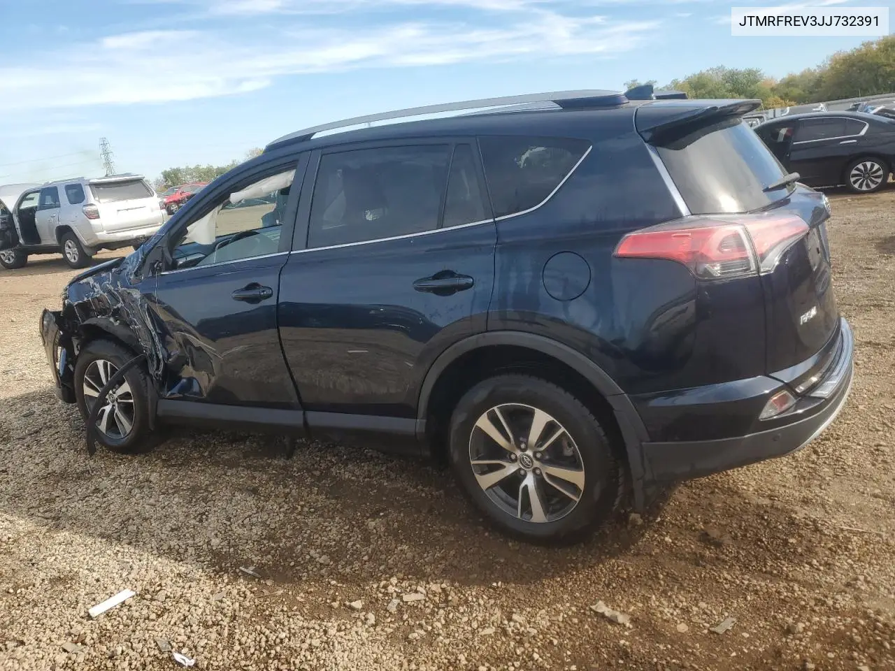 JTMRFREV3JJ732391 2018 Toyota Rav4 Adventure