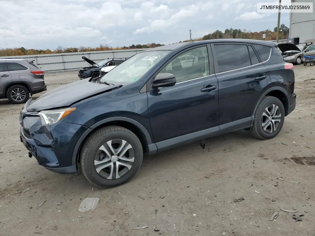 JTMBFREV0JD255869 2018 Toyota Rav4 Le