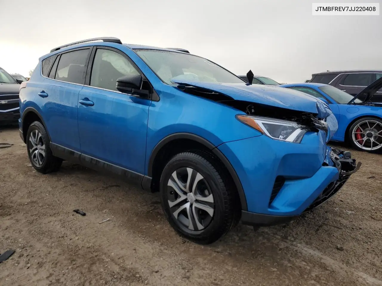 JTMBFREV7JJ220408 2018 Toyota Rav4 Le