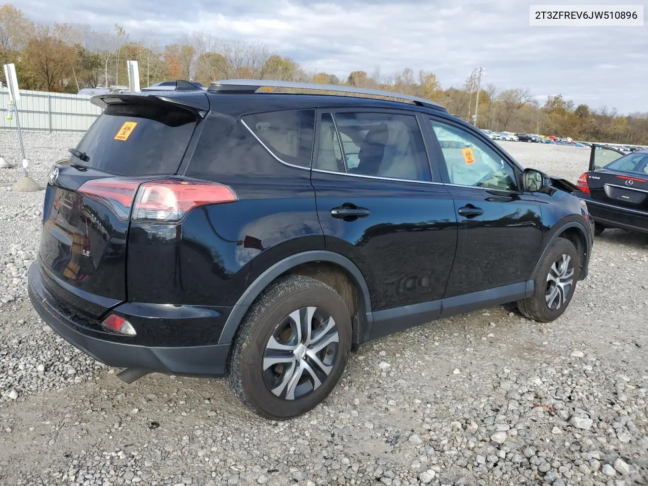 2T3ZFREV6JW510896 2018 Toyota Rav4 Le