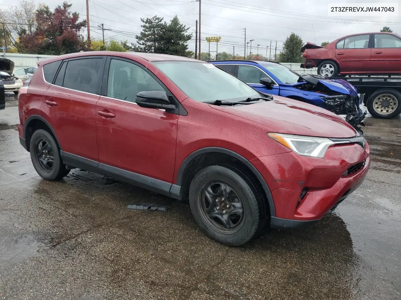 2T3ZFREVXJW447043 2018 Toyota Rav4 Le
