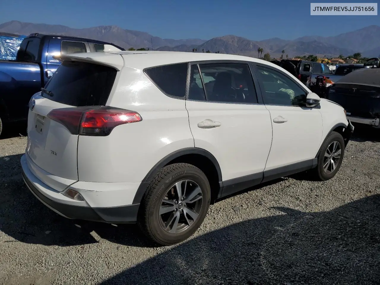 JTMWFREV5JJ751656 2018 Toyota Rav4 Adventure