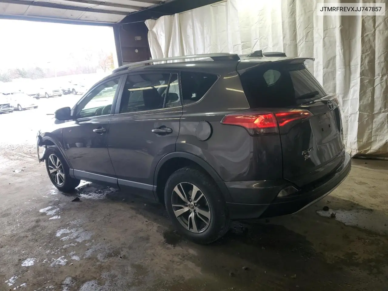 JTMRFREVXJJ747857 2018 Toyota Rav4 Adventure
