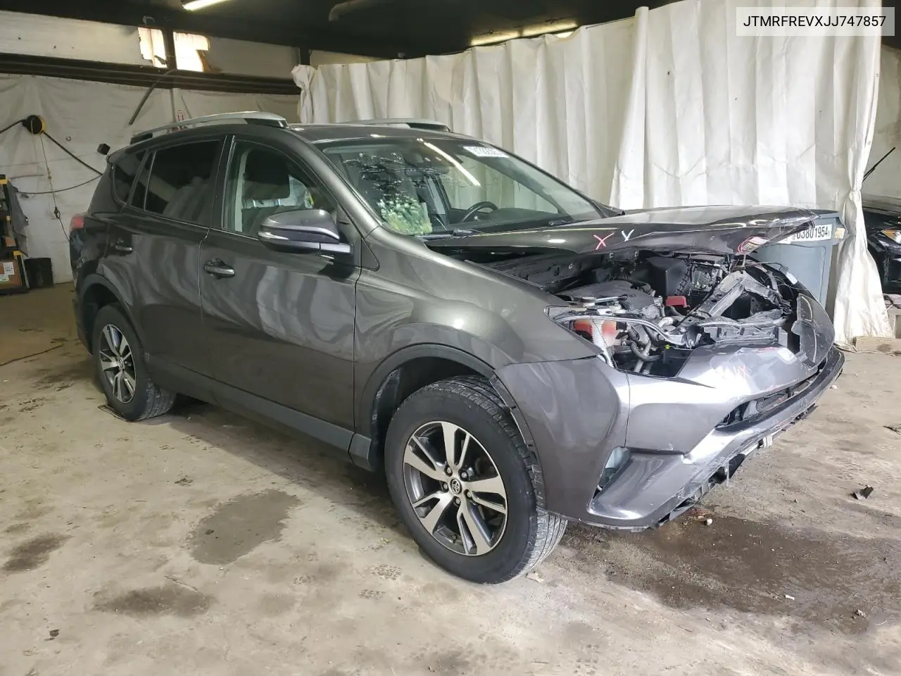 JTMRFREVXJJ747857 2018 Toyota Rav4 Adventure