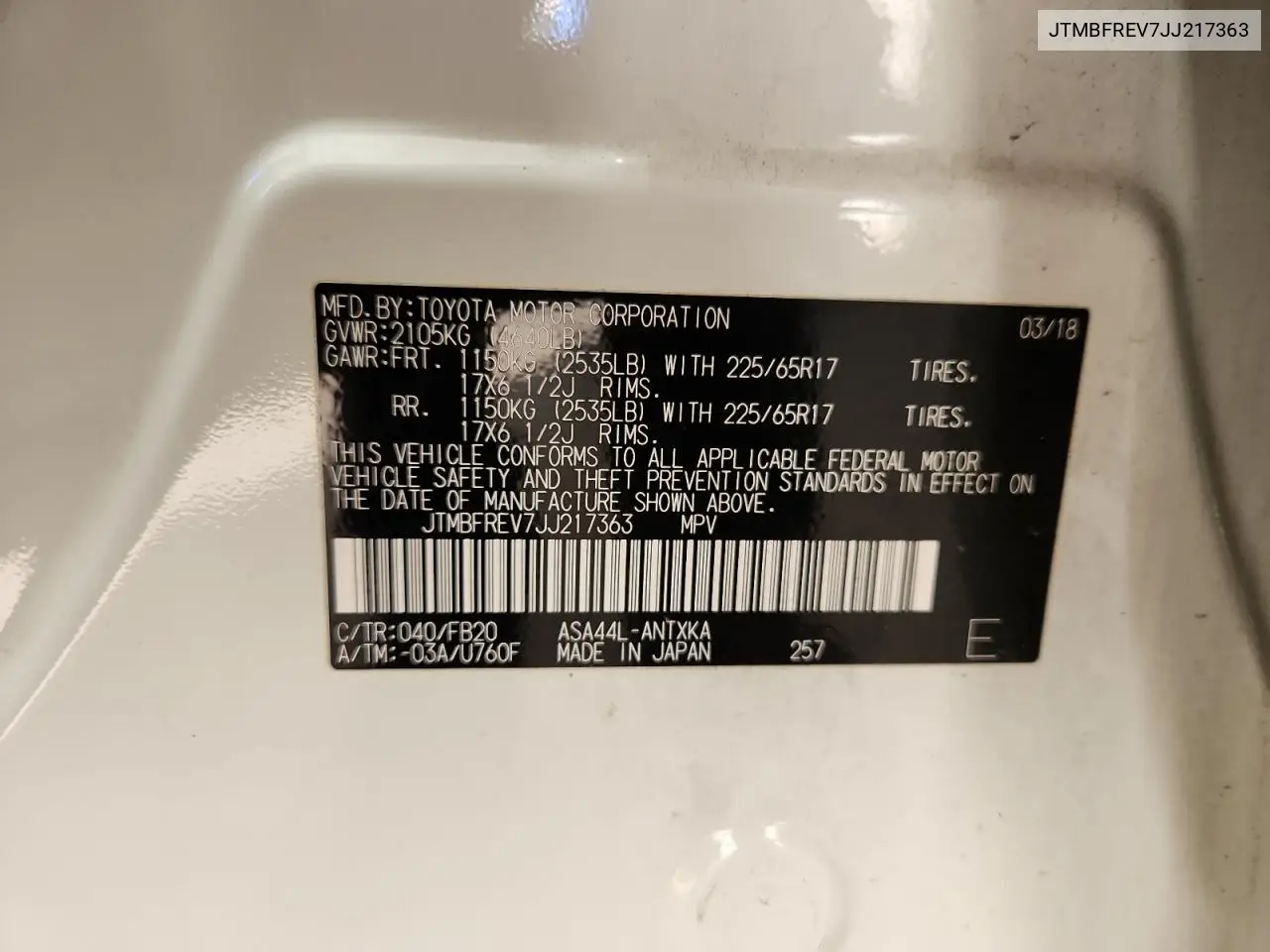 JTMBFREV7JJ217363 2018 Toyota Rav4 Le