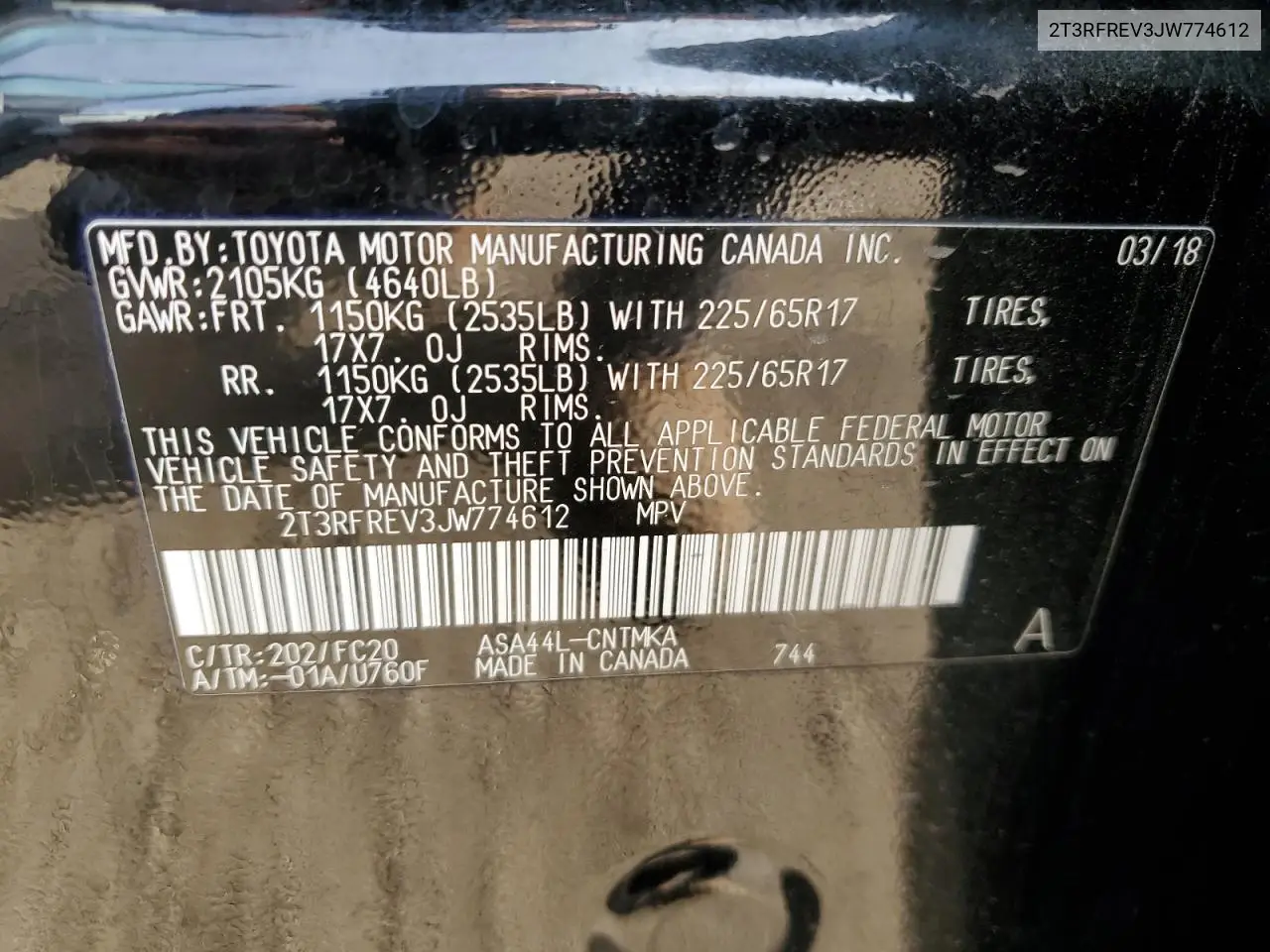 2T3RFREV3JW774612 2018 Toyota Rav4 Adventure