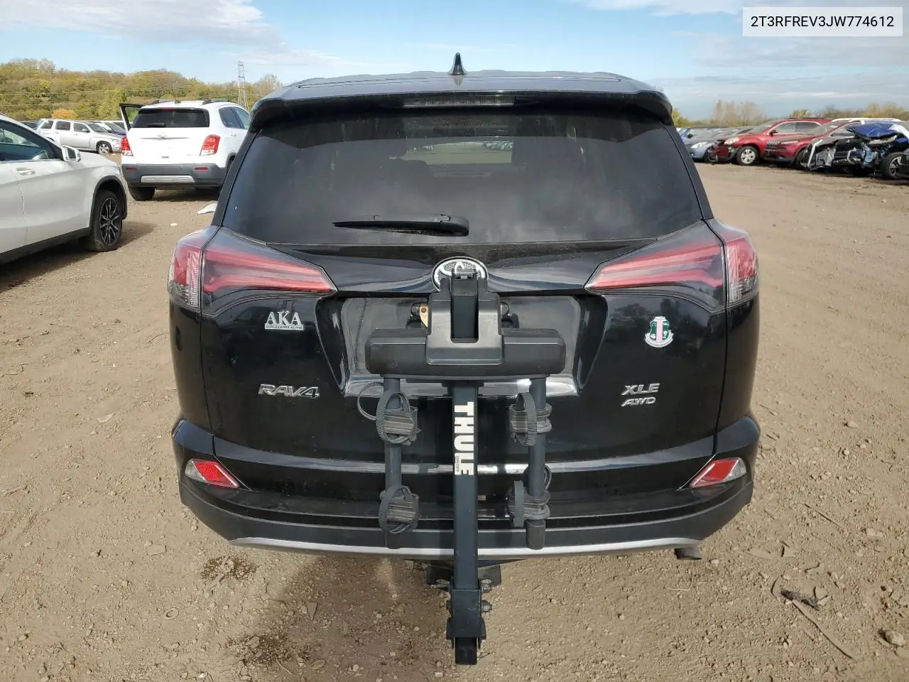 2T3RFREV3JW774612 2018 Toyota Rav4 Adventure