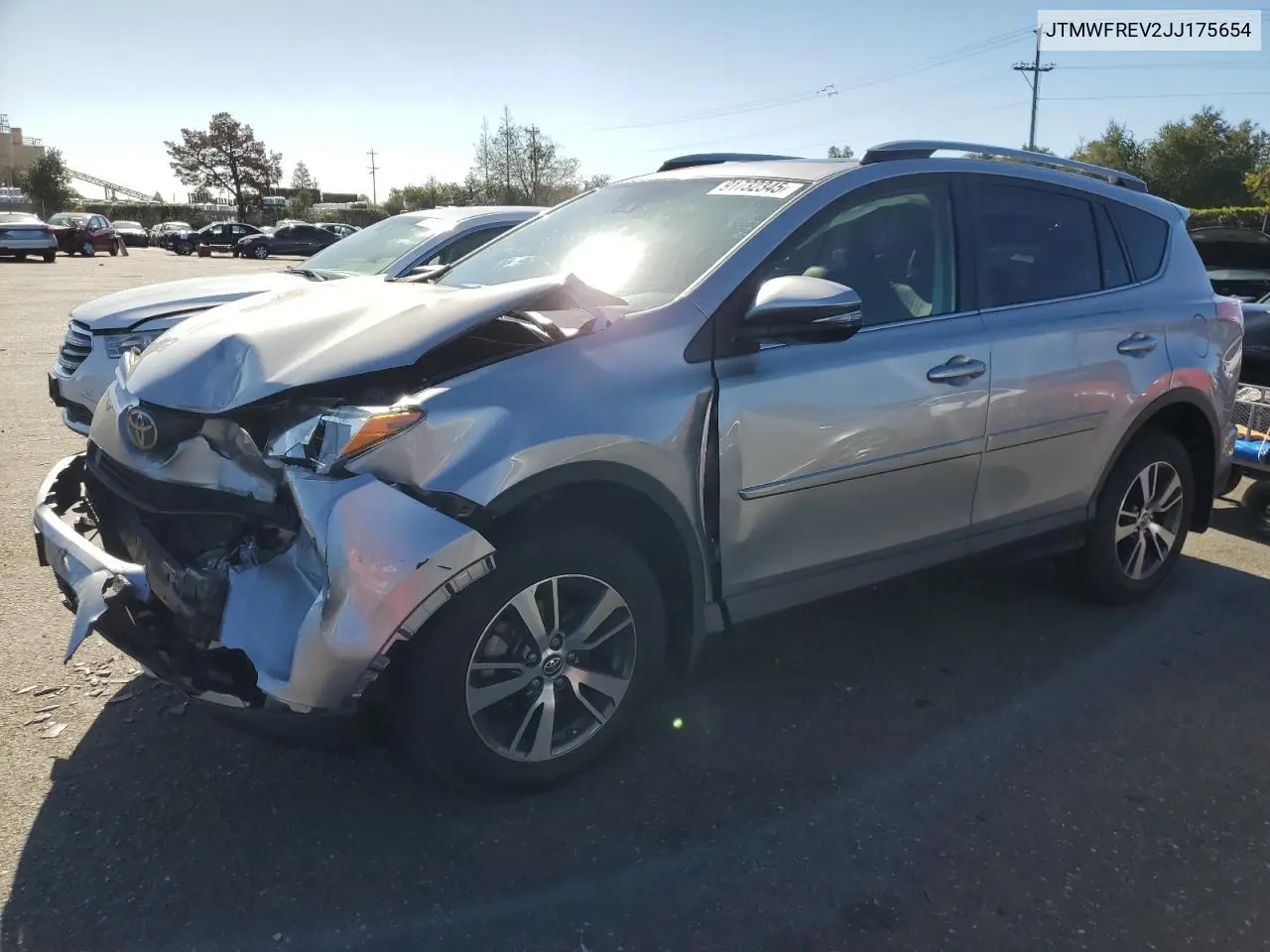 JTMWFREV2JJ175654 2018 Toyota Rav4 Adventure