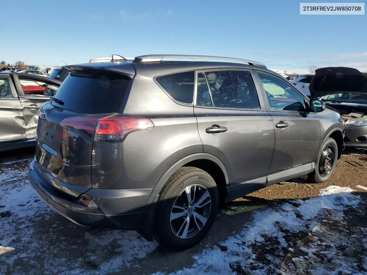 2T3RFREV2JW850708 2018 Toyota Rav4 Adventure