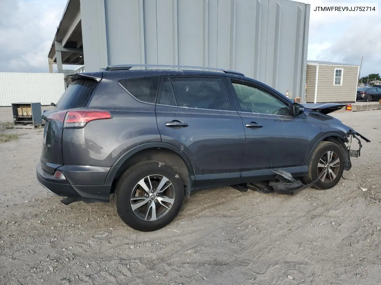 JTMWFREV9JJ752714 2018 Toyota Rav4 Adventure