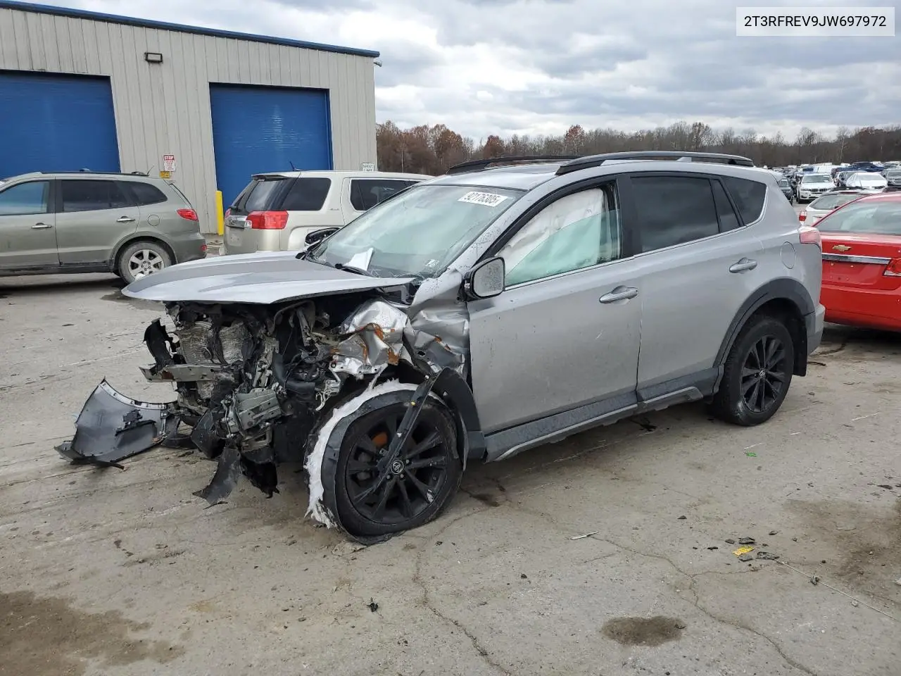 2T3RFREV9JW697972 2018 Toyota Rav4 Adventure