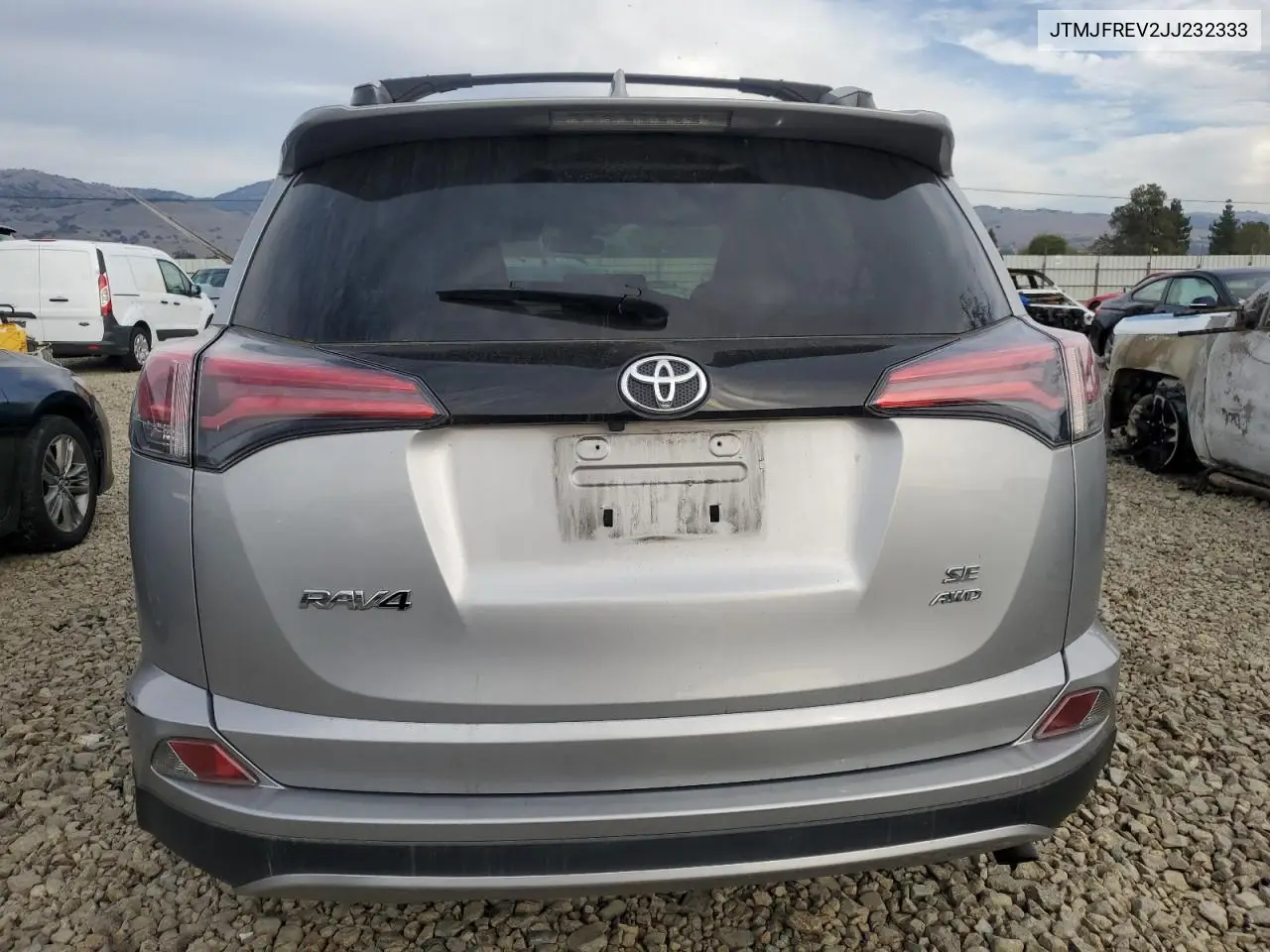 JTMJFREV2JJ232333 2018 Toyota Rav4 Se