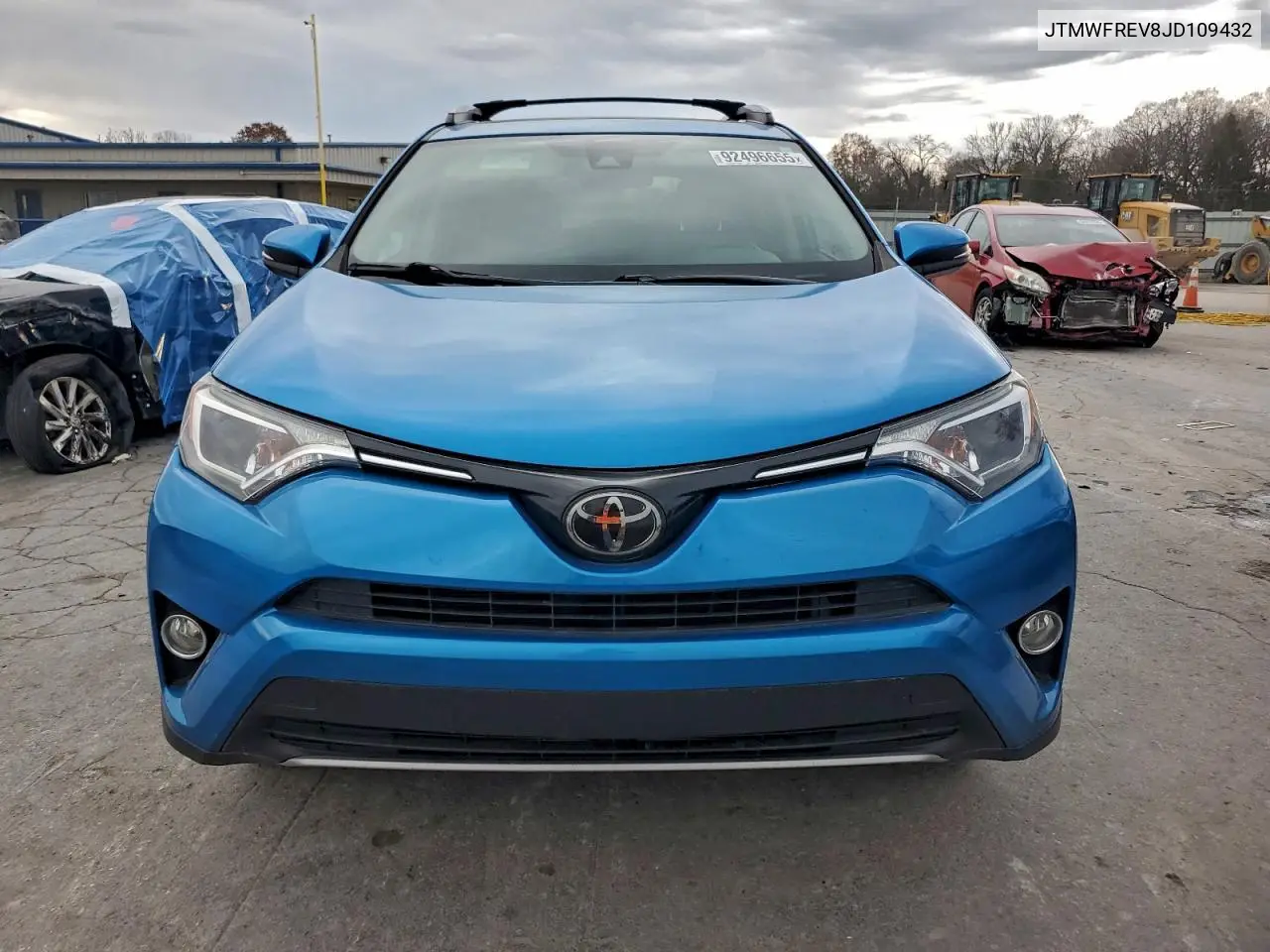 JTMWFREV8JD109432 2018 Toyota Rav4 Adventure